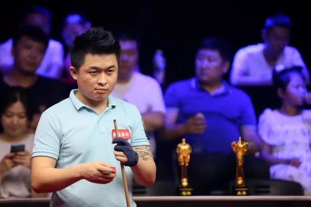 人物就站住 人物就站住